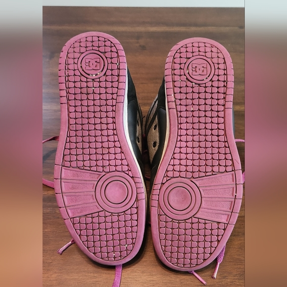 DC women's rebound high - Picture 8 of 8